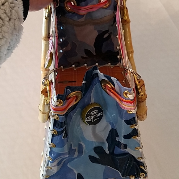 Purse - Picture 2 of 4